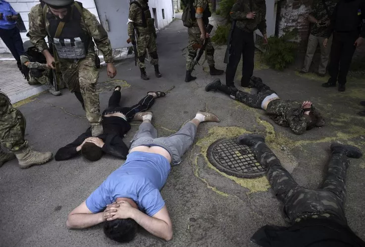 Ukrainian Nationalist Volunteers Committing 'ISIS-Style' War Crimes